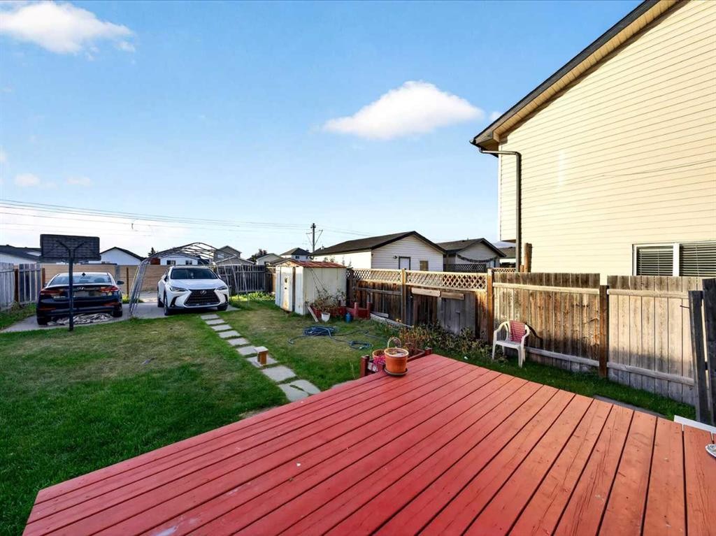 421 Martindale Drive Ne, Calgary, AB