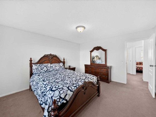 421 Martindale Drive Ne, Calgary, AB 