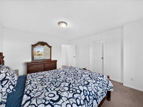 421 Martindale Drive Ne, Calgary, AB 