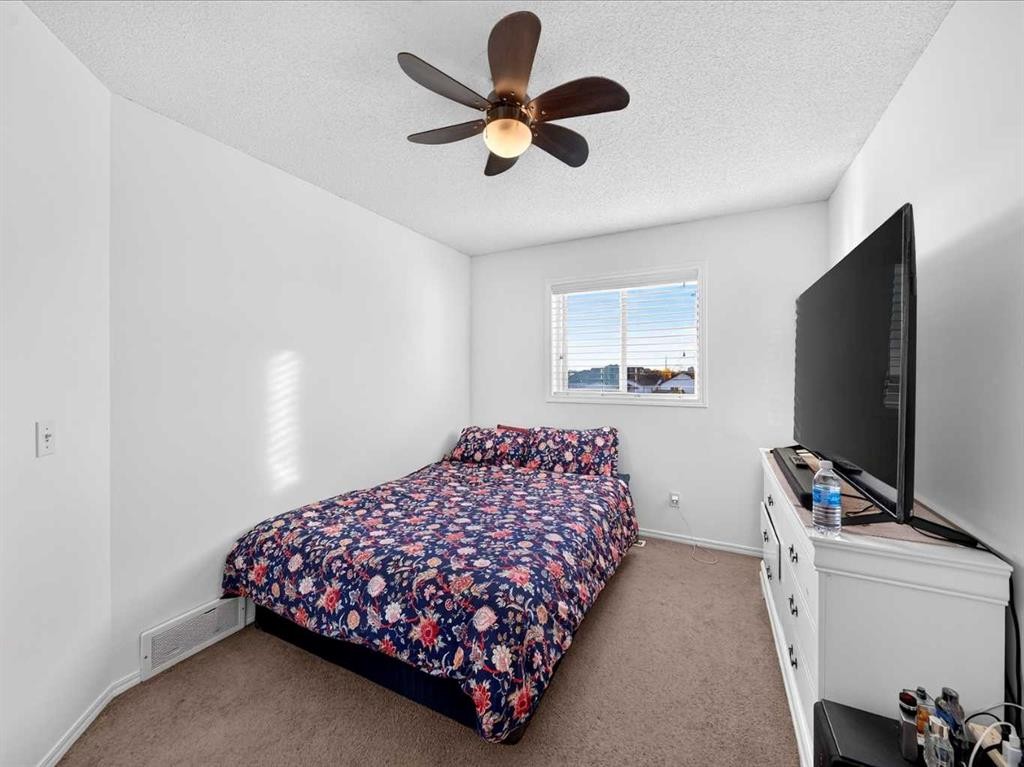 421 Martindale Drive Ne, Calgary, AB
