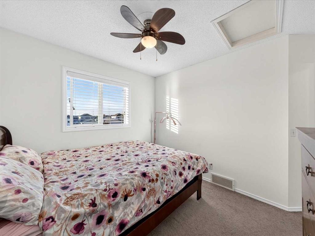 421 Martindale Drive Ne, Calgary, AB