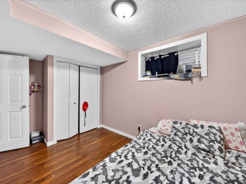 421 Martindale Drive Ne, Calgary, AB 