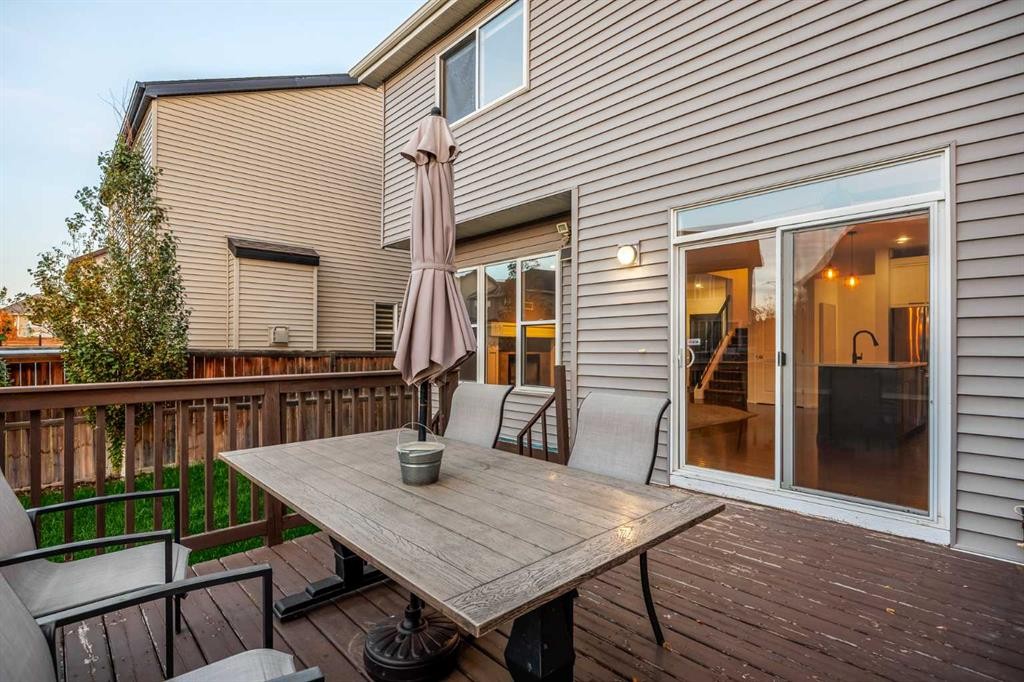5 Copperpond Link Se, Calgary, AB