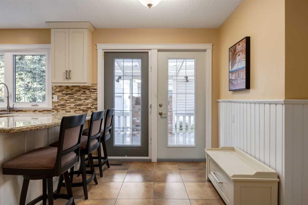 10723 Maplebend Drive Se, Calgary, AB