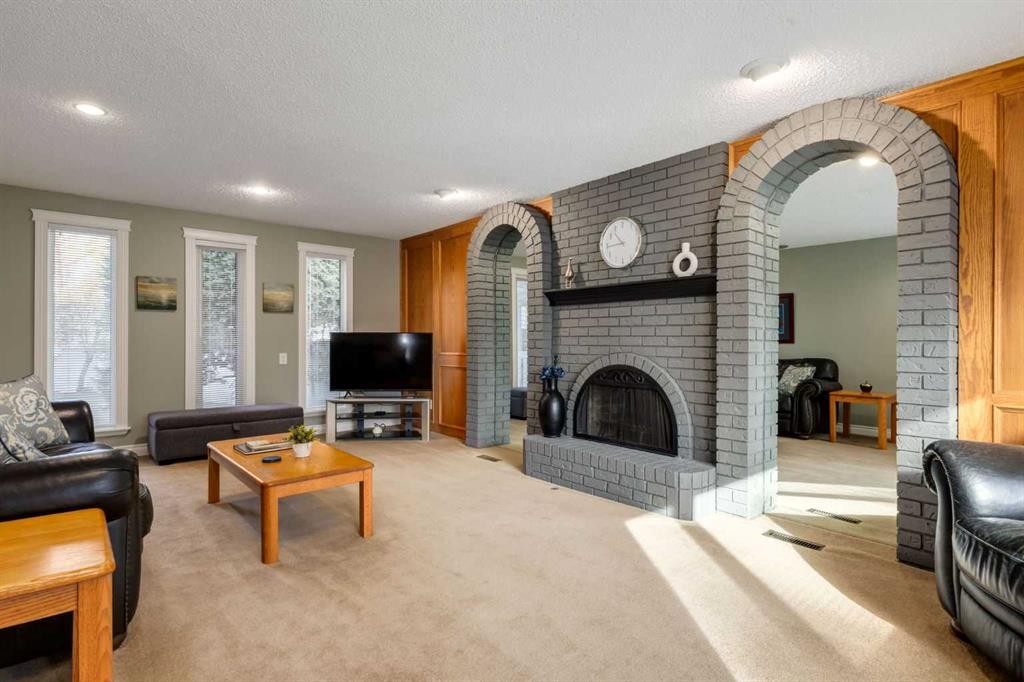 10723 Maplebend Drive Se, Calgary, AB