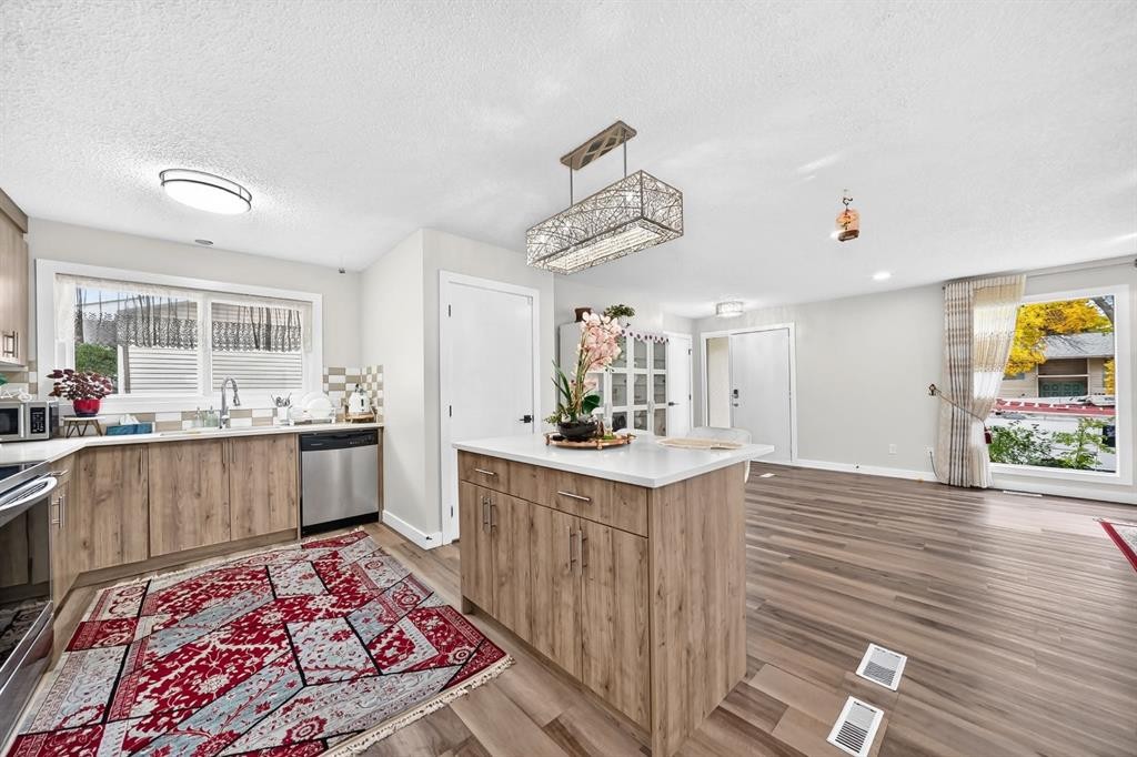 135 Whiteview Close Ne, Calgary, AB