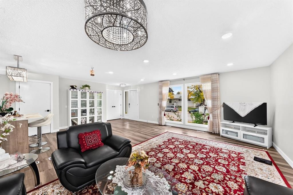 135 Whiteview Close Ne, Calgary, AB