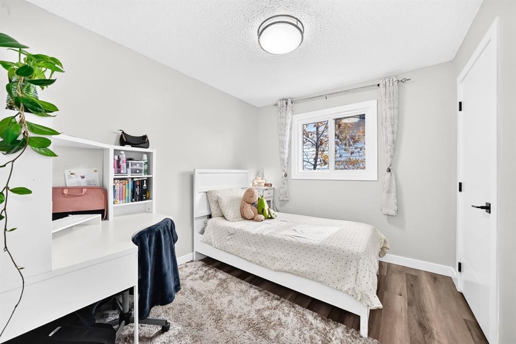 135 Whiteview Close Ne, Calgary, AB