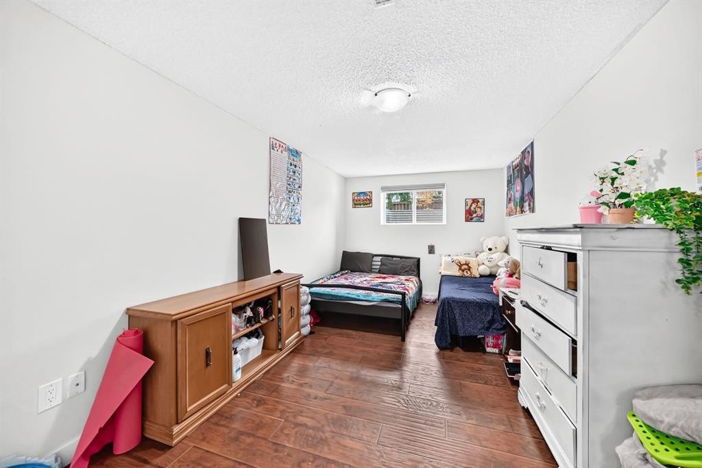 135 Whiteview Close Ne, Calgary, AB