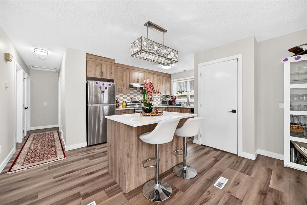 135 Whiteview Close Ne, Calgary, AB