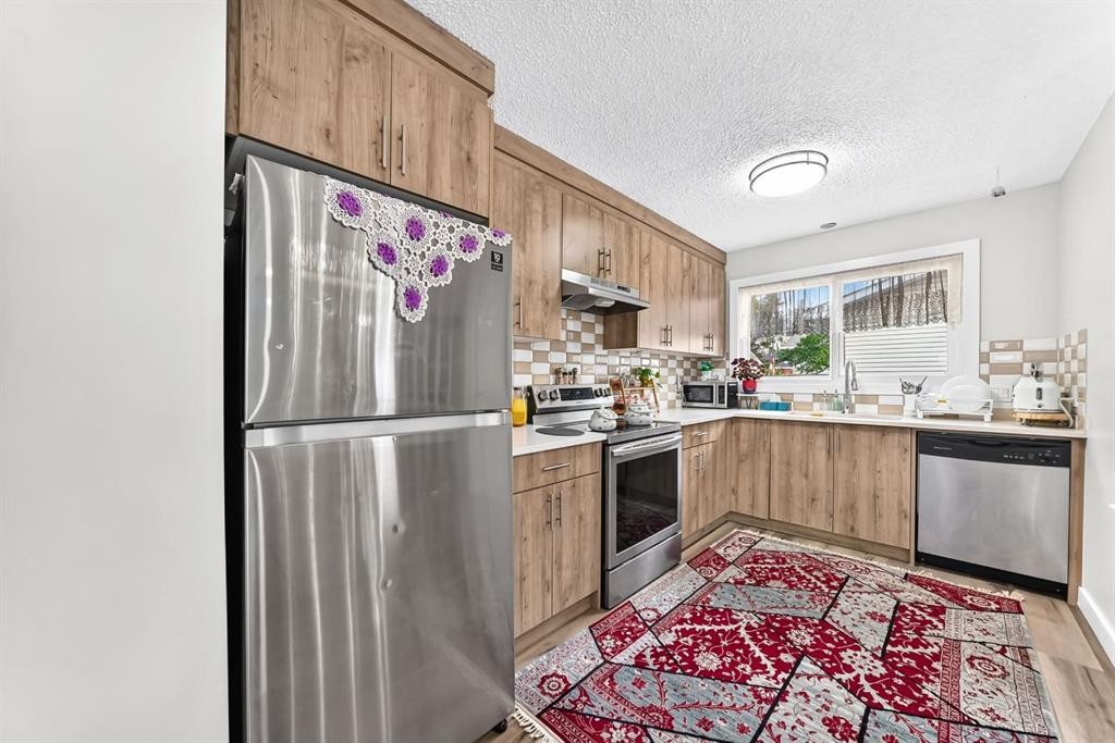135 Whiteview Close Ne, Calgary, AB