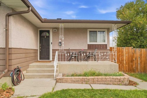 6352 Travois Crescent Nw, Calgary, AB 