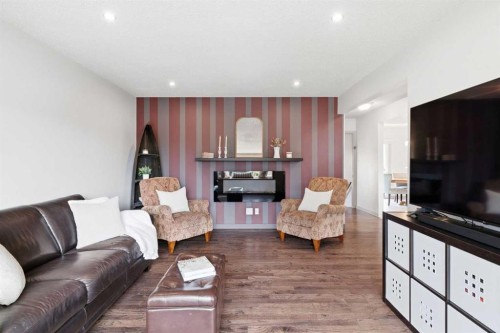 6352 Travois Crescent Nw, Calgary, AB 
