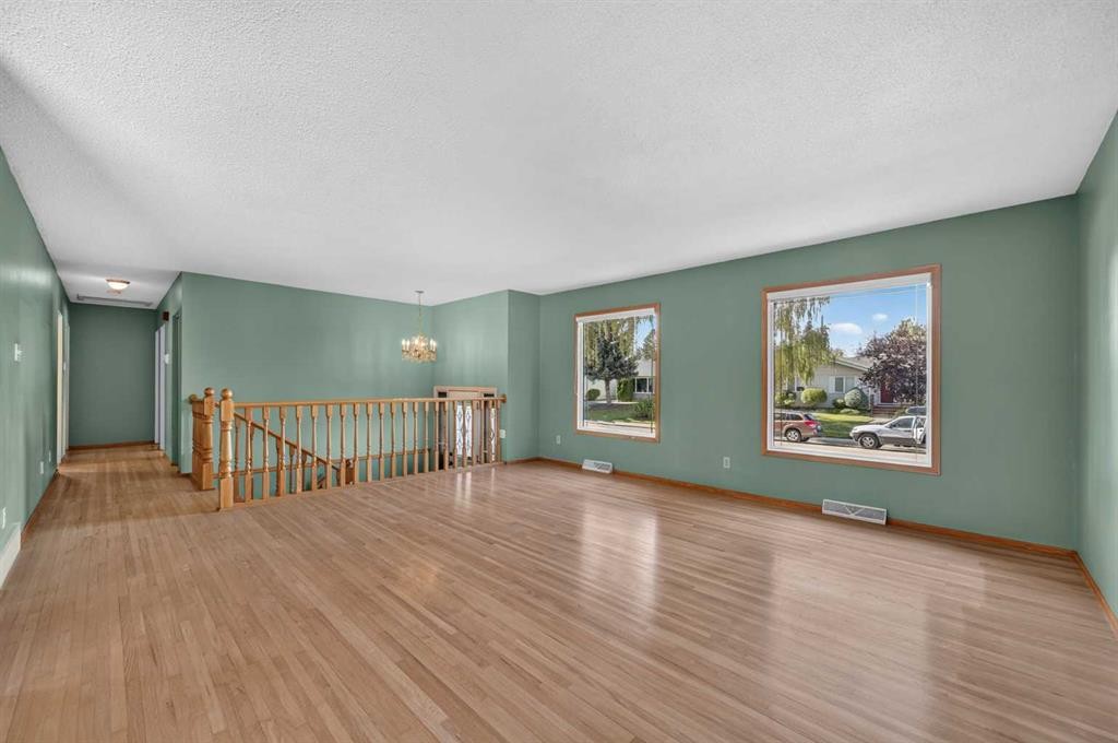 637 Willowburn Crescent Se, Calgary, AB