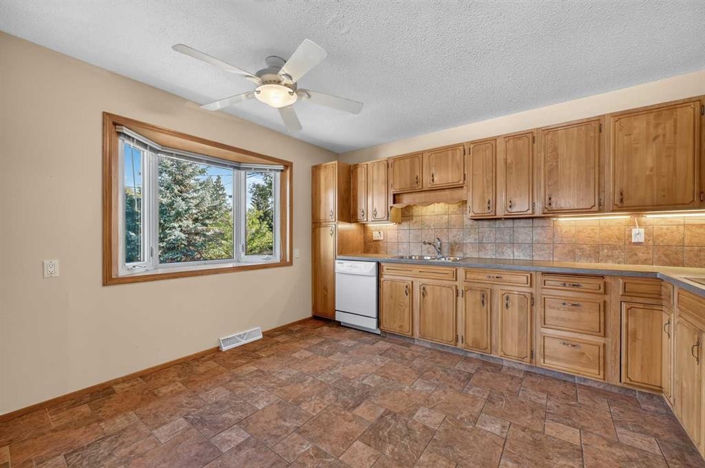 637 Willowburn Crescent Se, Calgary, AB