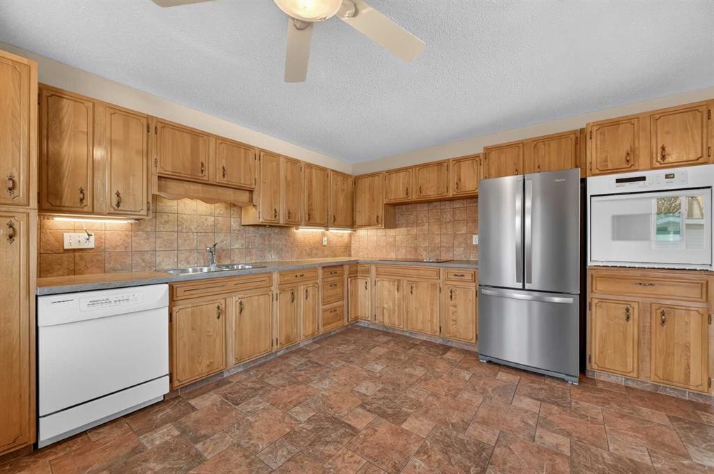 637 Willowburn Crescent Se, Calgary, AB