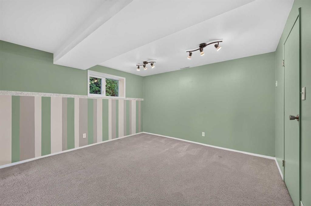 637 Willowburn Crescent Se, Calgary, AB