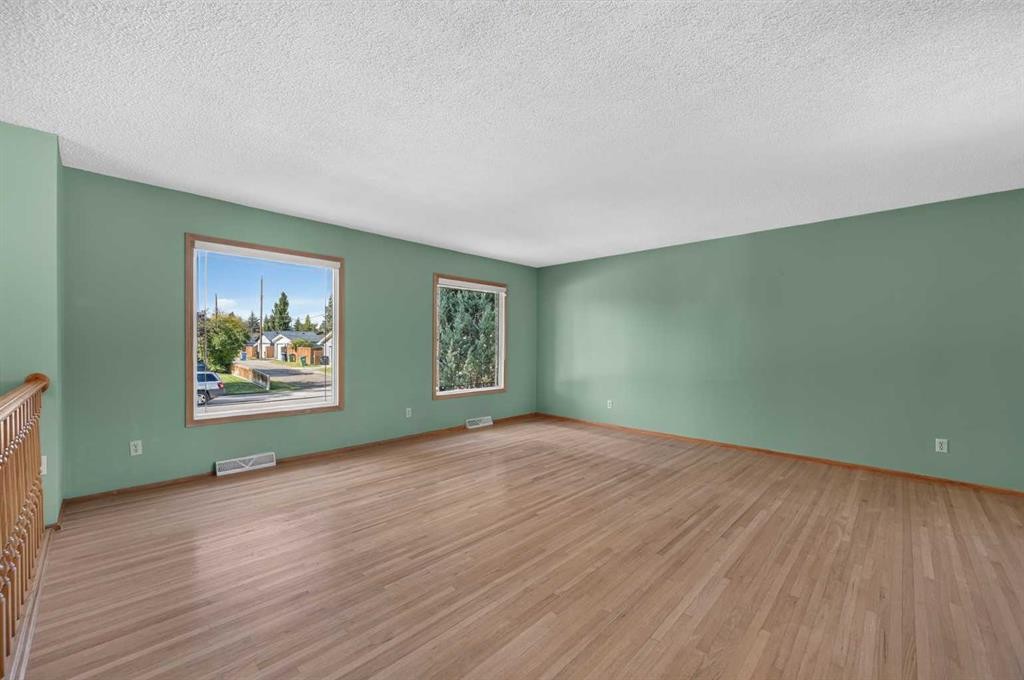 637 Willowburn Crescent Se, Calgary, AB