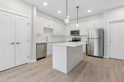 312-655 Shawnee Square SW Calgary, AB T2Y 1E3
