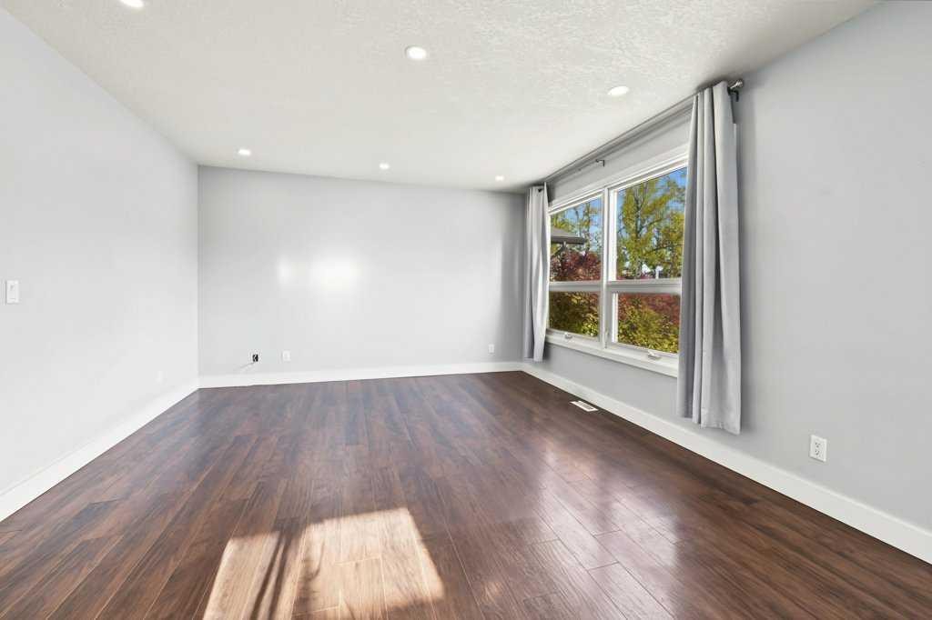 763 Ranchview Circle Nw, Calgary, AB