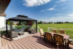 49 Everhollow Avenue SW Calgary, AB T2Y 0A9