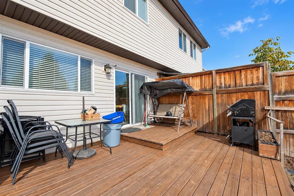 29 Elgin Mews Se, Calgary, AB