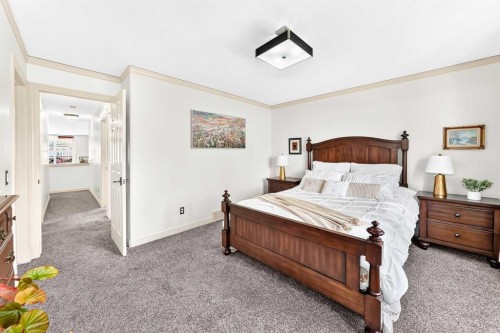 25 Discovery Ridge Hill Sw, Calgary, AB 