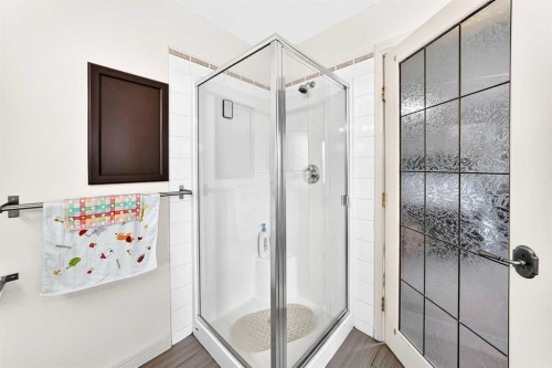 25 Discovery Ridge Hill Sw, Calgary, AB 