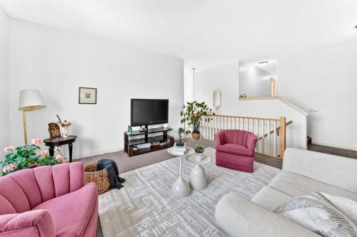 25 Discovery Ridge Hill Sw, Calgary, AB 