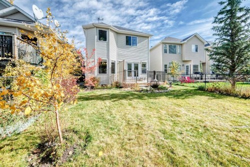 25 Discovery Ridge Hill Sw, Calgary, AB 