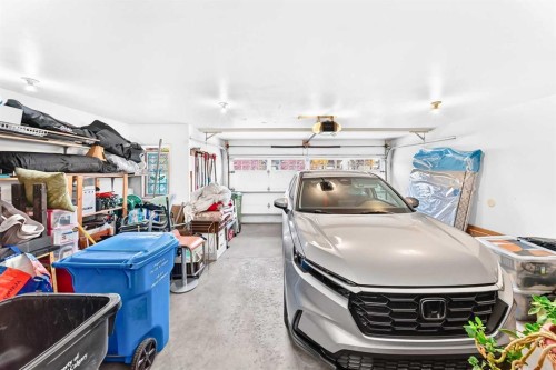 25 Discovery Ridge Hill Sw, Calgary, AB 