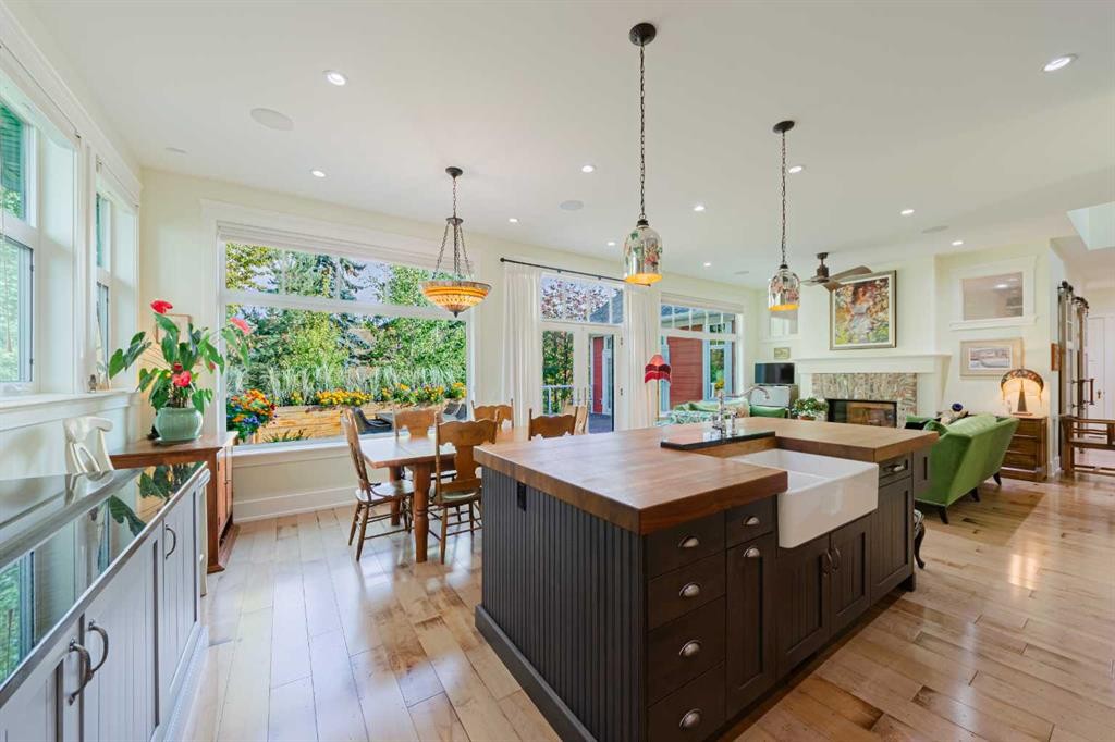 5960 Bow Crescent Nw, Calgary, AB