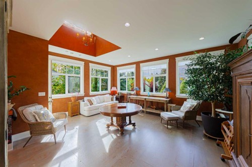 5960 Bow Crescent Nw, Calgary, AB 