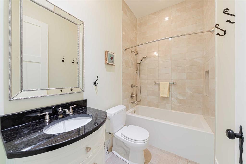 5960 Bow Crescent Nw, Calgary, AB
