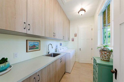 5960 Bow Crescent Nw, Calgary, AB 