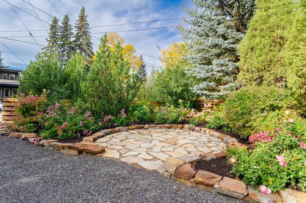5960 Bow Crescent Nw, Calgary, AB