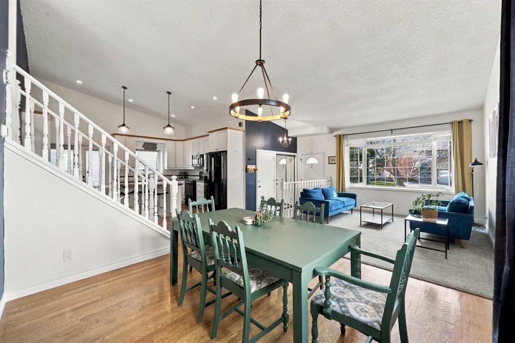 71 Hawkhill Way Nw, Calgary, AB