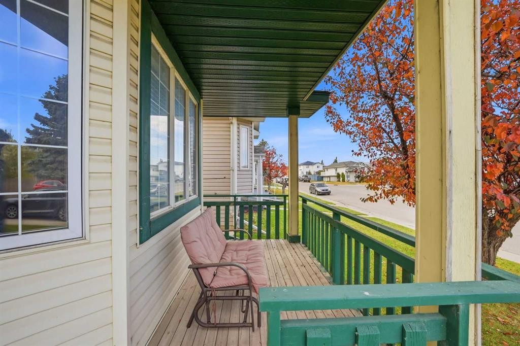 37 Appleside Close Se, Calgary, AB