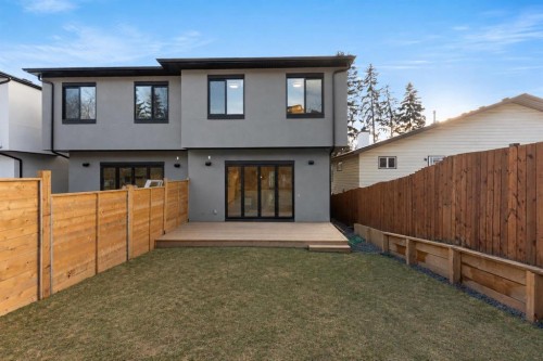 2528 7 Avenue Nw, Calgary, AB 