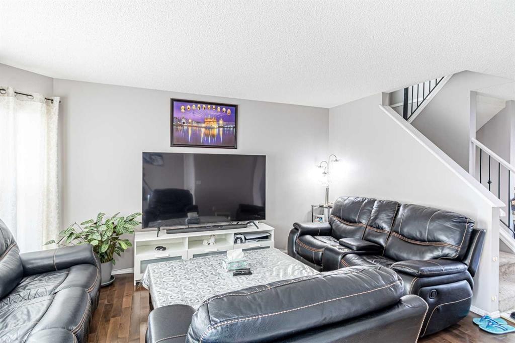 340 Taradale Drive Ne, Calgary, AB