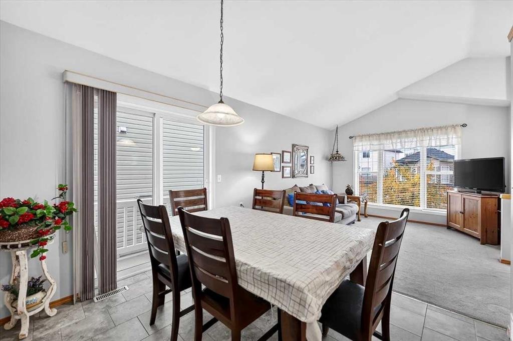 26 Saddlemead Way Ne, Calgary, AB