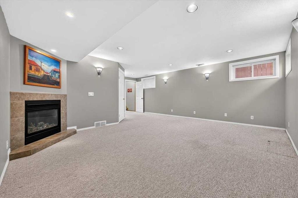26 Saddlemead Way Ne, Calgary, AB