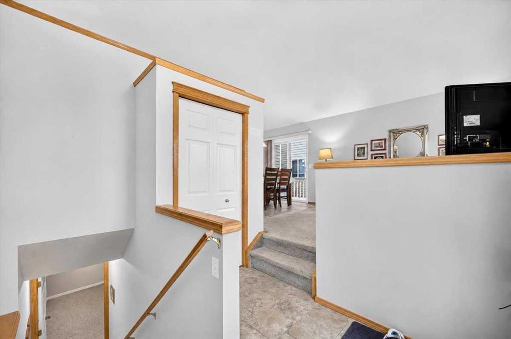 26 Saddlemead Way Ne, Calgary, AB
