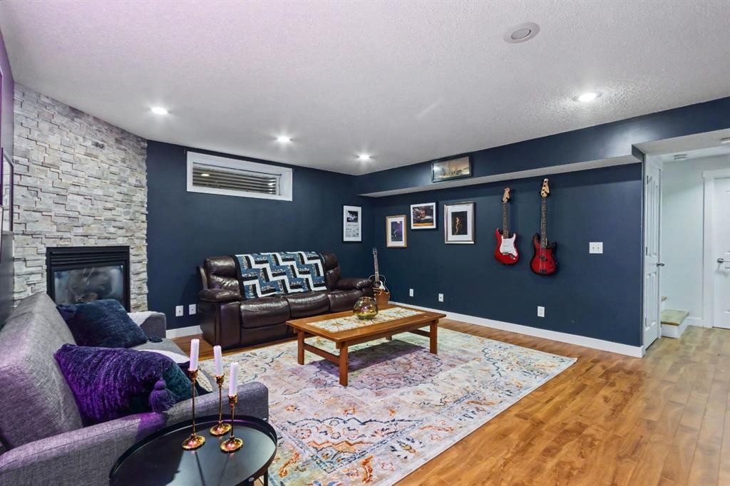 18603 Chaparral Manor Se, Calgary, AB