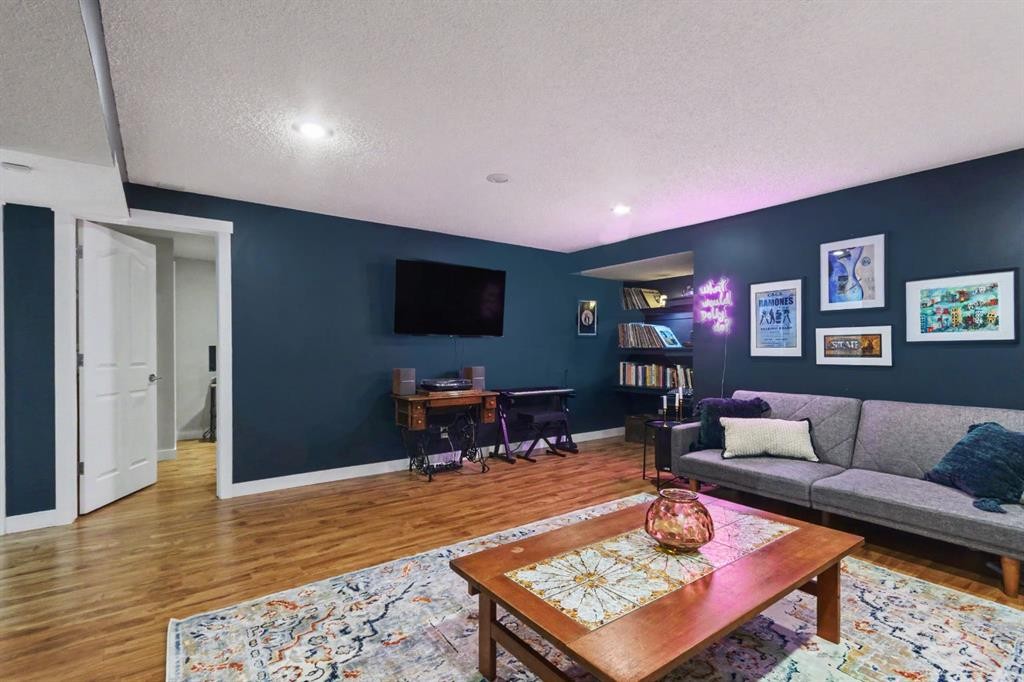 18603 Chaparral Manor Se, Calgary, AB
