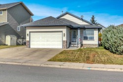 94 Parklane Drive Strathmore, AB T1P 1R2