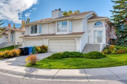 43 Millbank Hill SW Calgary, AB T2Y 2Z1
