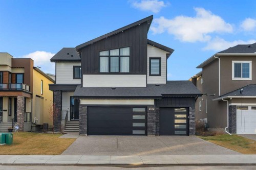 2012 waterbury Road  Chestermere, AB T1X 2Y8