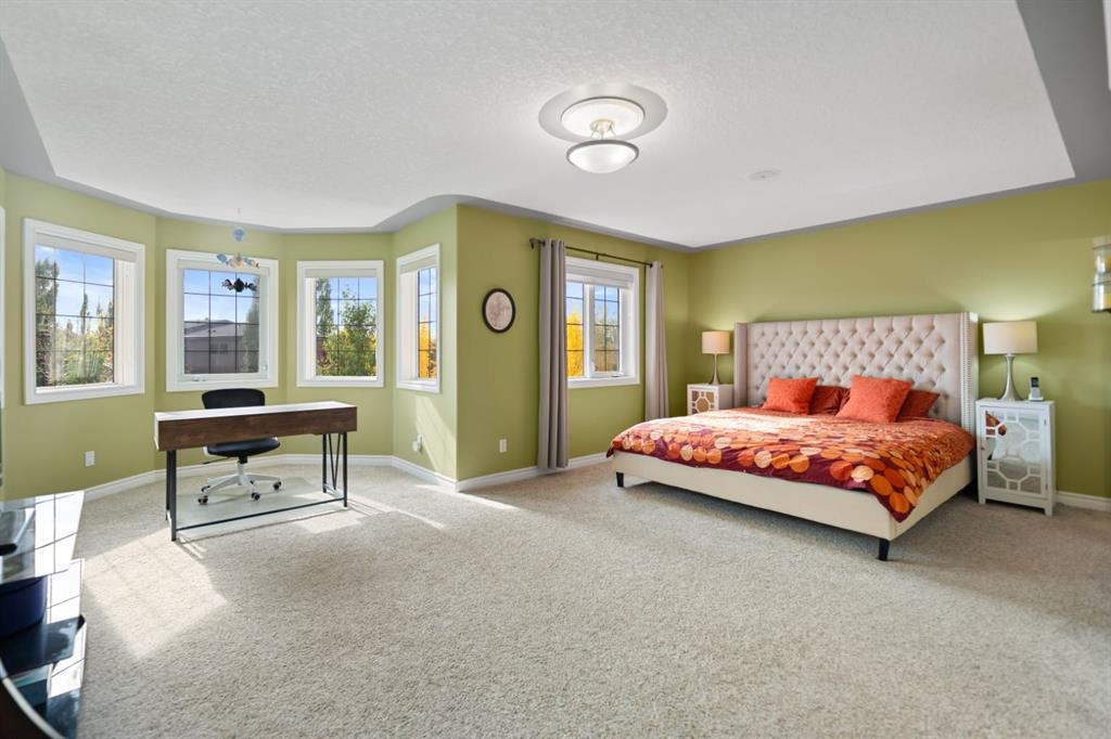 63 West Cedar Rise Sw, Calgary, AB