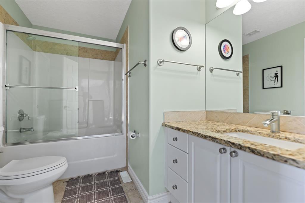 63 West Cedar Rise Sw, Calgary, AB